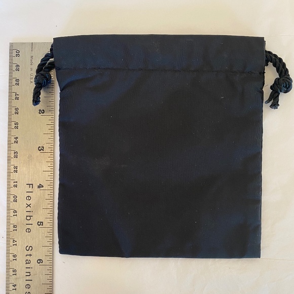CHANEL DUST BAGS Set of 3 - Picture 6 of 7